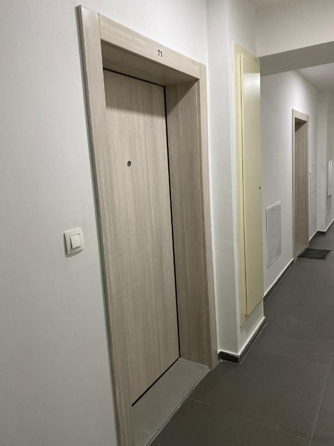 Sunshine Apartment Скоп'є Екстер'єр фото